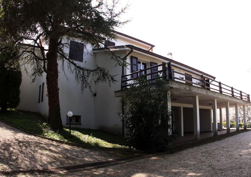 Pesaro, zona Trebbiantico - Rustico / Soluz. in Campagna in Vendita | Foto 11