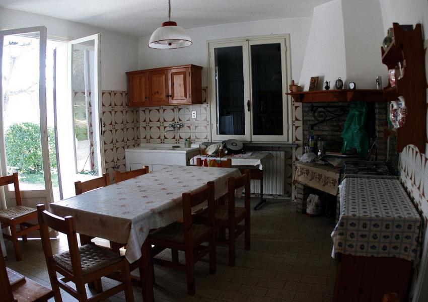 Pesaro, zona Trebbiantico - Rustico / Soluz. in Campagna in Vendita | Foto 8