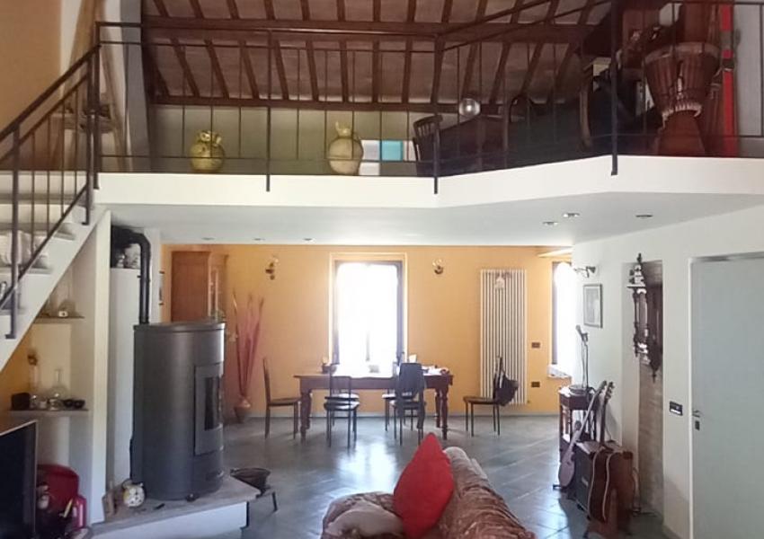 Pesaro, zona Santa Veneranda - Casa Schiera / Porz.Casa in Vendita | Foto 3