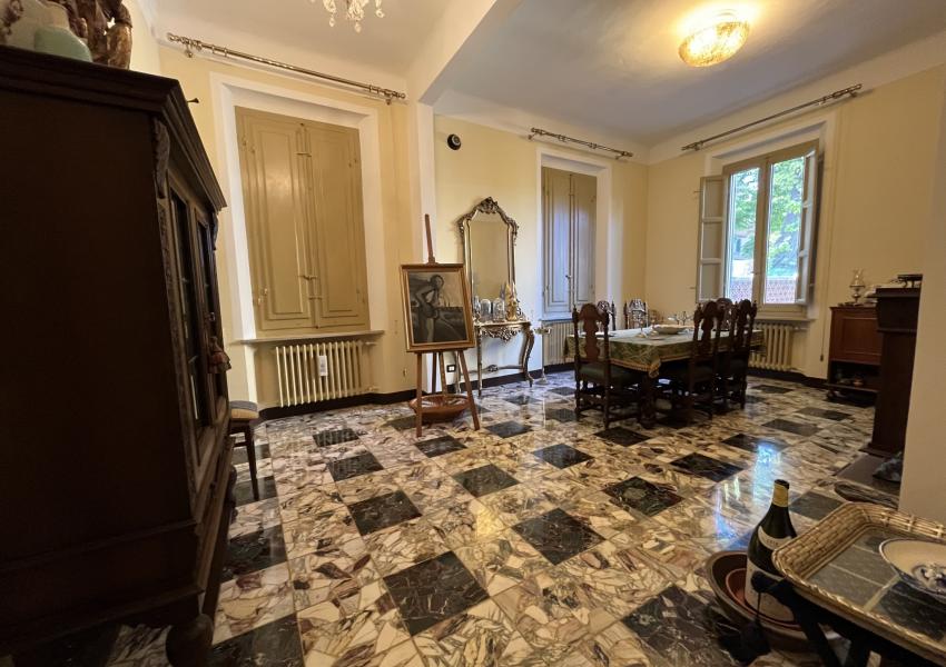Casa Schiera / Porz.Casa in Vendita, Pesaro, zona Mare