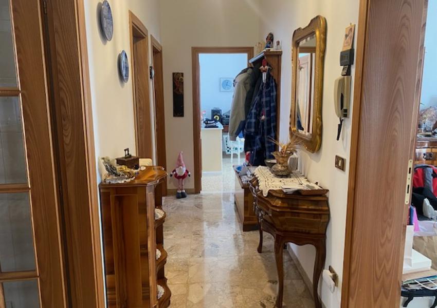 Pesaro, zona Pantano Alta, Appartamento in Vendita