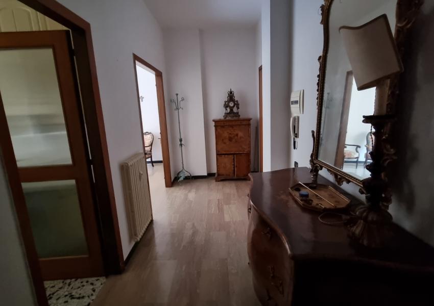 Appartamento in Vendita, Pesaro, zona Centro